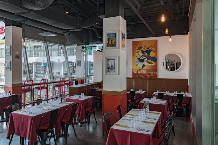 c44eb2 075cee0f04e94e2aaa4e305477c3fc45mv2